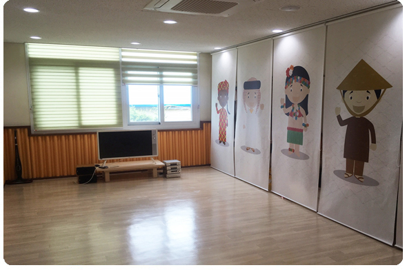 다문화체험실(온돌판넬) 이미지.